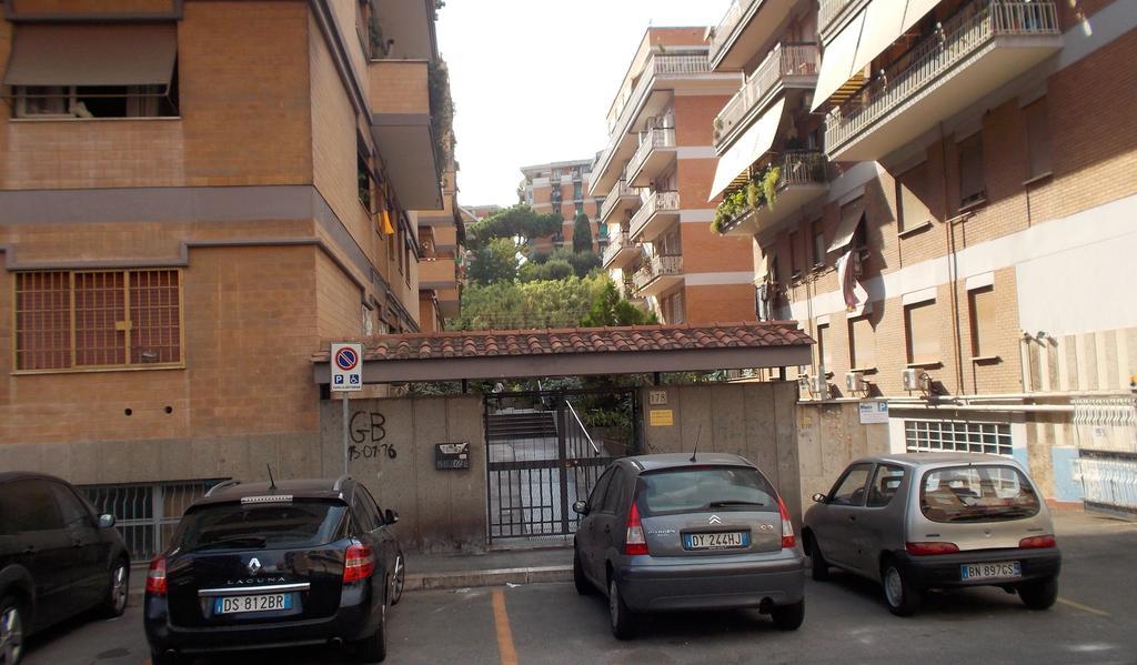 Tourist House * Roma
